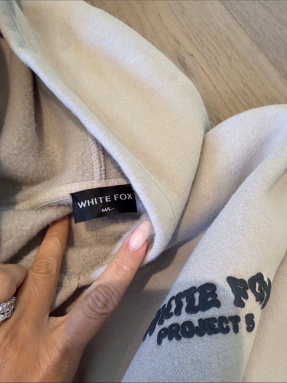 White Fox Boutique Beige lounge set - Picture 7 of 9